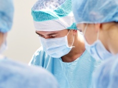 Dramatyczne skutki. Nawet co piąty pacjent w sieci onkologicznej leczony niezgodnie ze standardami