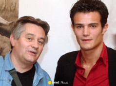 O kobietach życia Mikołaja Krawczyka było głośno. Sam pochodzi z aktorskiego klanu