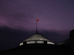 "Połączy poglądy dziś uważane za zupełnie do siebie nieprzystające". Taka może być nowa partia w Polsce