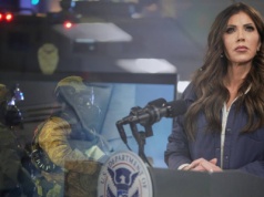 Kongresmeni chcą zdjąć z urzędu współpracowniczkę Trumpa. 