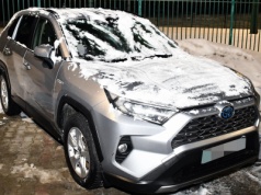 Kradziony elektryk w częściach i Toyota na lawecie. Funkcjonariusze SG udaremnili wywóz łupów