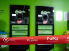 Polski system kaucyjny czyli puste butelki, pełne obawy i milczenie resortu