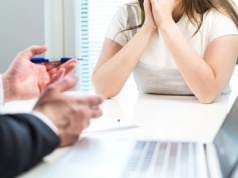 Na zleceniu można pracować latami? W tym przypadku ustawa stawia twardą granicę