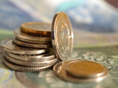 Złoty zrobił sobie przerwę. Inwestorzy czekają na Fed