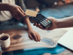 Płatność kartą lub smartfonem została odrzucona? Oto możliwe powody