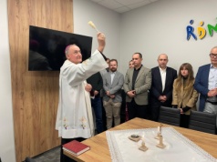 Bp Andrzej Jeż podziękował pracownikom Radia RDN. 'W tych podszytych lękiem czasach bardzo potrzebne jest budowanie wartościowego przekazu’