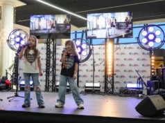 Zuzanna Dziwak i Amelia Ziętek zrobiły show na Finale WOŚP