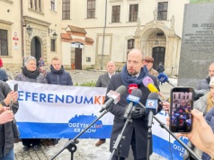 „To nie jest akcja partyjna”. Mieszkańcy ruszają z referendum o odwołanie prezydenta Krakowa