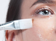 W 15 dni rozgramia brązowe przebarwienia, jest precyzyjny jak laser. To hit z drogerii!