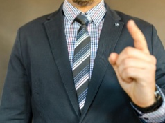 W tym małym kraju polityk może stracić stanowisko za udowodnione kłamstwo