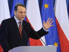 Rząd przyjął niejawny dokument. Sikorski zapowiada wcześniejsze expose