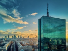 Wyburzenie Intraco wstrzymane. Czy ikoniczny biurowiec z PRL zostanie zabytkiem?