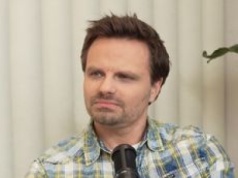 Marcin Hakiel szczerze o swoim uzależnieniu od alkoholu. 