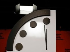 Zegar Zagłady tyka. 85 sekund od katastrofy