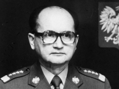 W młodości Jaruzelski z komunistami nie miał nic wspólnego. Zmieniła go wojna