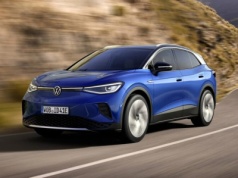 Volkswagen ID.4 znowu na celowniku. Dwie akcje serwisowe i ostrzeżenie: po ładowaniu parkuj na zewnątrz