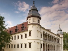 Okazały pałac z wyjątkową historią. Z Wrocławia dojedziesz tu w pół godziny