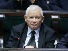 Jarosław Kaczyński w szpitalu. Pobędzie tam kilka dni