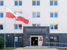 Śledztwo w sprawie znęcania się nad niemowlęciem. Dziecko nie wróci do rodziców