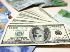 "Dolar tonie". Czy w USA wiedzą, dokąd zmierza ich gospodarka?