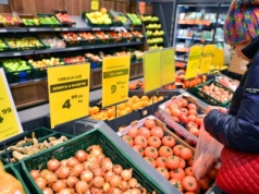 Nowy obowiązek od 17 lutego. W sklepach pojawią się flagi