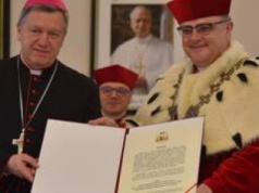 We Wrocławiu zaczęła działać nowa uczelnia. Akademia Katolicka będzie mieć trzy wydziały