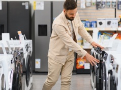 Przepłacaliśmy za RTV i AGD? UOKiK wytropił zmowę cenową