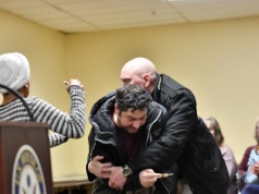 Atak na kongresmenkę USA. Kazmierczak zidentyfikowany jako sprawca