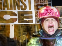 Co widzimy, kiedy widzimy śmierć Renée Good i Alexa Prettiego