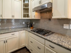 Najczęstszy błąd przy urządzaniu kuchni. Ładny, modny, ale kłopotliwy. Projektanci ostrzegają