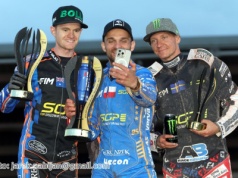 Żużel. Wraca memoriał legendy! Zmarzlik i Kurtz pierwszymi uczestnikami