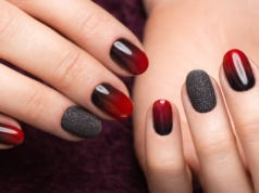 Najmodniejszy manicure na karnawał. Zrobisz w nim furorę nie tylko na imprezie
