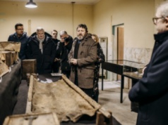 Nosze wykorzystywane po wyzwoleniu Auschwitz pokazano na wystawie