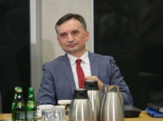 Sąd obciążył jego nieruchomości Ziobry