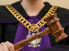 Senat przyjął nowelizację ustawy o Krajowej Radzie Sądownictwa