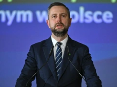 Usterka samolotu z szefem MON na pokładzie. Maszyna musiała zawrócić