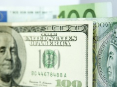 Dolar lekko zyskał po decyzji Fed. Ale nadal jest słabą walutą