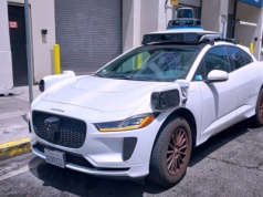 Autonomiczna taksówka potrąciła dziecko przy szkole podstawowej