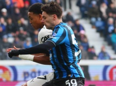 Nicola Zalewski zmieni ligę?! Chce go klub polskiej legendy