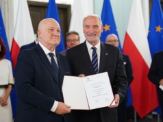 Wniosek o uchylenie immunitetu Antoniemu Macierewiczowi. Znamiona przestępstwa zniesławienia