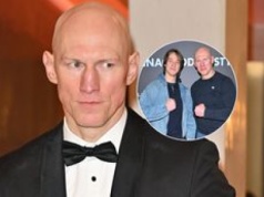 Krzysztof "Diablo" Włodarczyk zabrał syna na premierę filmu. Ależ oni są podobni