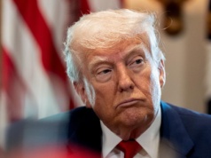 Trump ogłosi dziś decyzję ws. nowego szefa Fedu. Żąda 10 mld USD odszkodowania od fiskusa