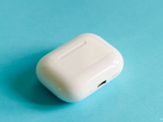 Apple zaskoczony popularnością AirPods Pro 3