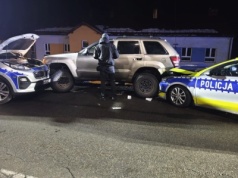 Policyjny pościg przez kilka miejscowości. Kierowca Jeepa zatrzymany