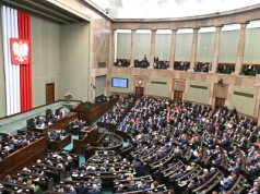 Nowy sondaż CBOS. Konfederacja rośnie, Lewica ledwo nad progiem