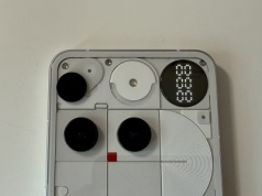 Wyciekł Nothing Phone (4a) Pro. W tym roku to on będzie „flagowcem”, bo na Phone (4) sobie poczekamy