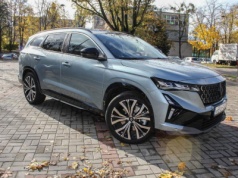 Najtańszy nowy samochód z salonu 2026: Renault Clio, Captur, Symbioz, Arkana, Austral, Espace i Rafale w Polsce. Ile kosztują?