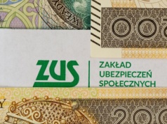 Kontrole ciężarnych w ZUS. Urząd wstrzymuje pieniądze. Padły mocne argumenty o „obejściu prawa”