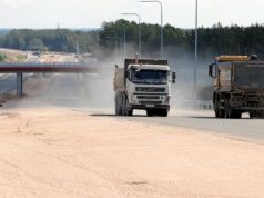 Budują 8 pasów przez Afrykę. To państwo samo kupiło maszyny i nie korzysta z pożyczek