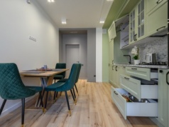 Zastępuje butelkową zieleń. Ten kolor będzie hitem 2026 roku